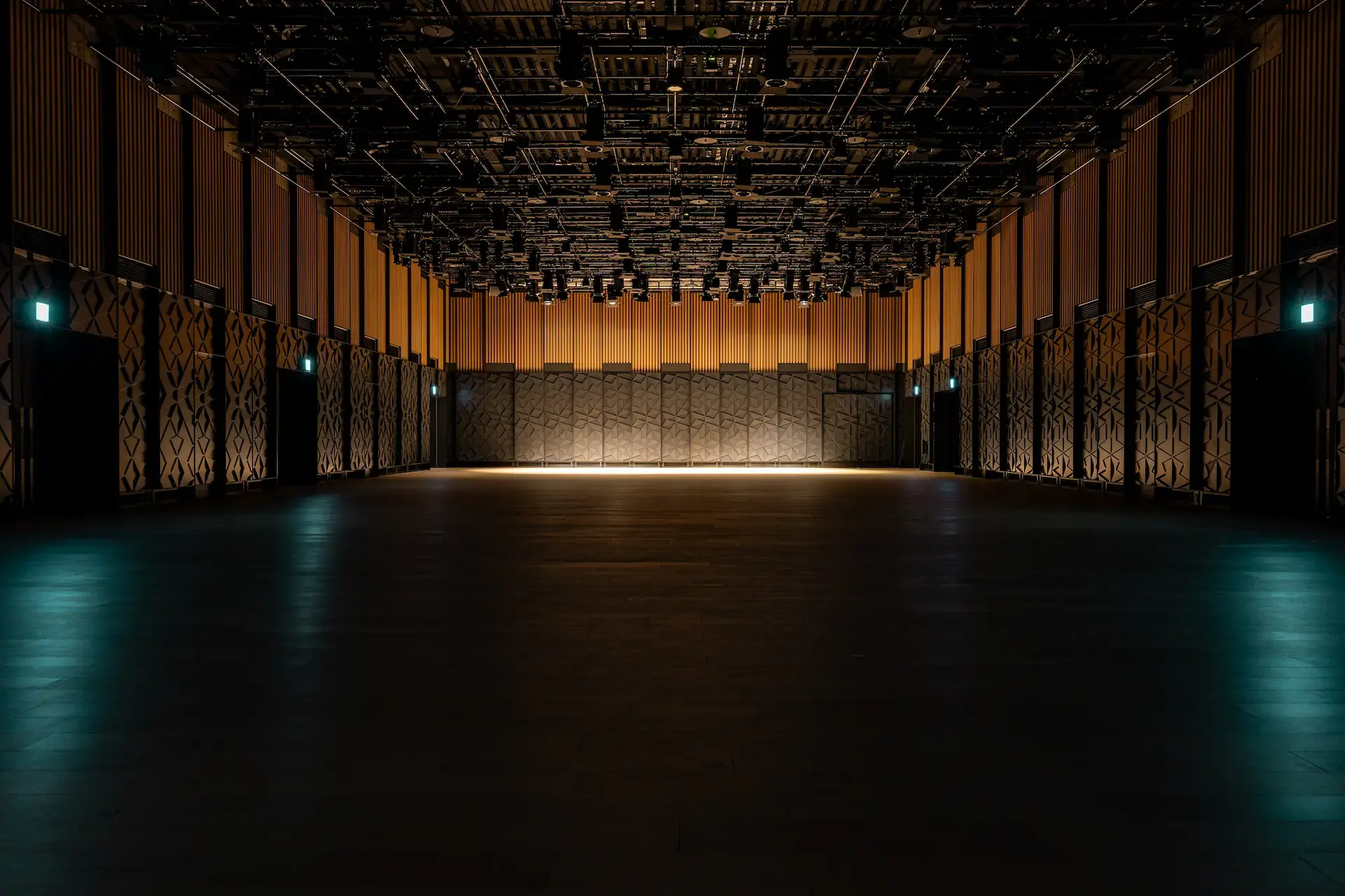 TODA HALL & CONFERENCE TOKYO 3-1
